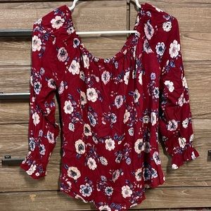 Peppermint red floral top